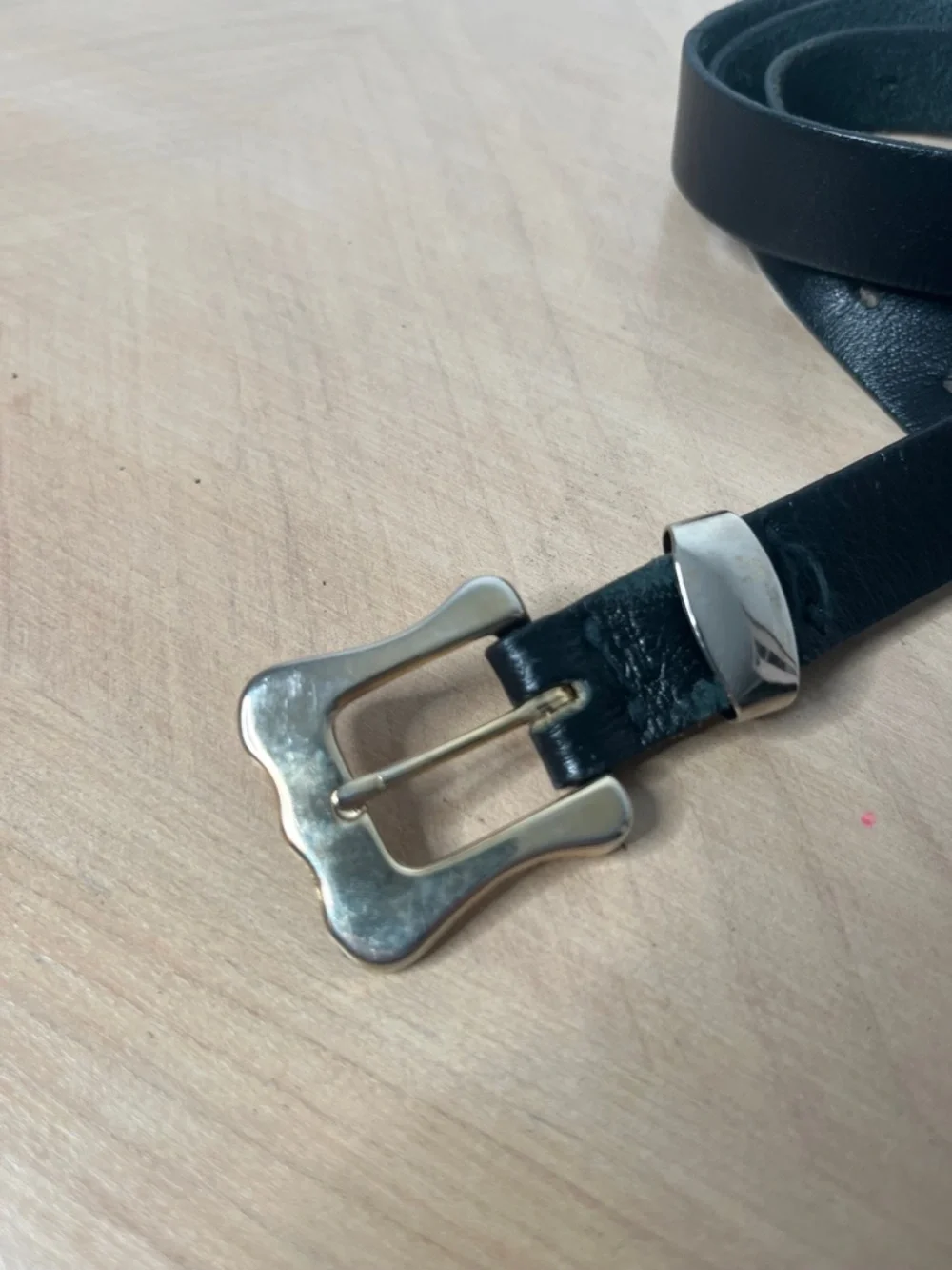 Thin Black Leather Belt with Silver Tone Hardware Distinctive Buckle and tip M